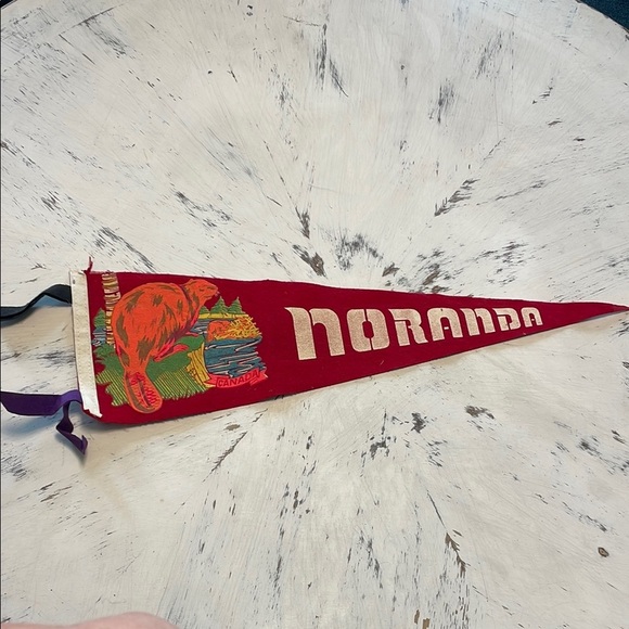 Vintage Noranda Canada Red Pennant - Picture 1 of 5
